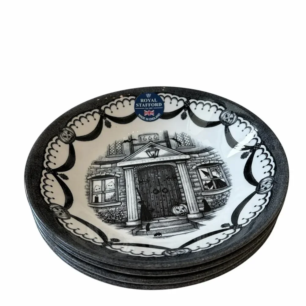 Royal Stafford HALLOWEEN HOUSE Cereal Bowls 7.75in Set of 4 Ceramic Spooky New